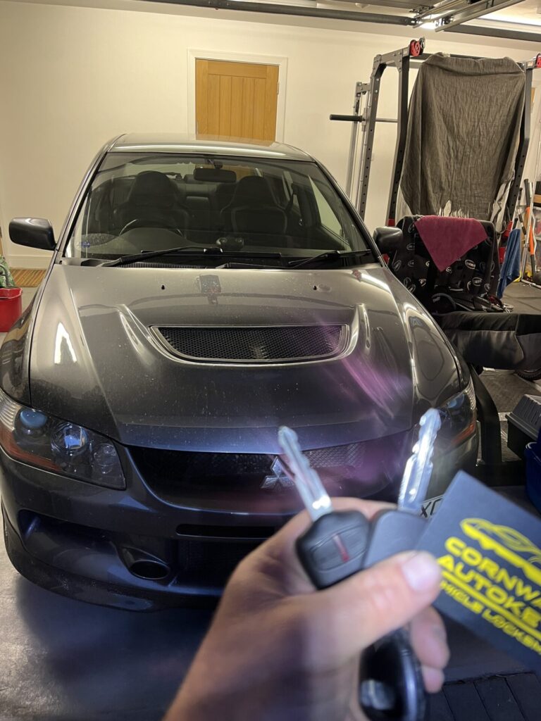 Auto locksmith Cornwall — car key cut and programmed